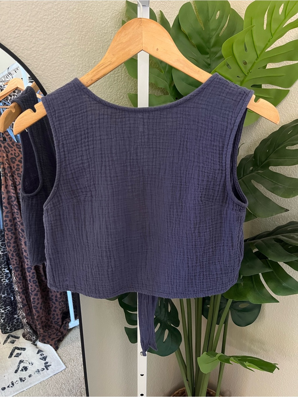 ✨ Navy Blue Cotton Gauze Tie Front Crop Top XS | Coastal Boho Minimalist Chic - Picture 3 of 5
